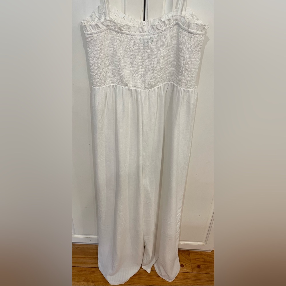 Kittenish brand new without tags white summer jumpsuit size large XL